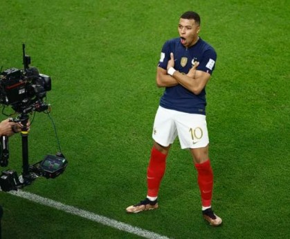 签姆巴佩，皇马突然抠门了为什么？