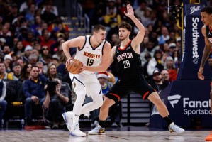 NBA彩经:掘金击退火箭 勇士难胜太阳 快船力拼湖人