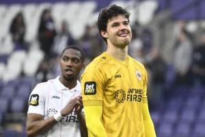 九游体育入口-记者：曼联和国米都对安特卫普门将拉门斯感兴趣